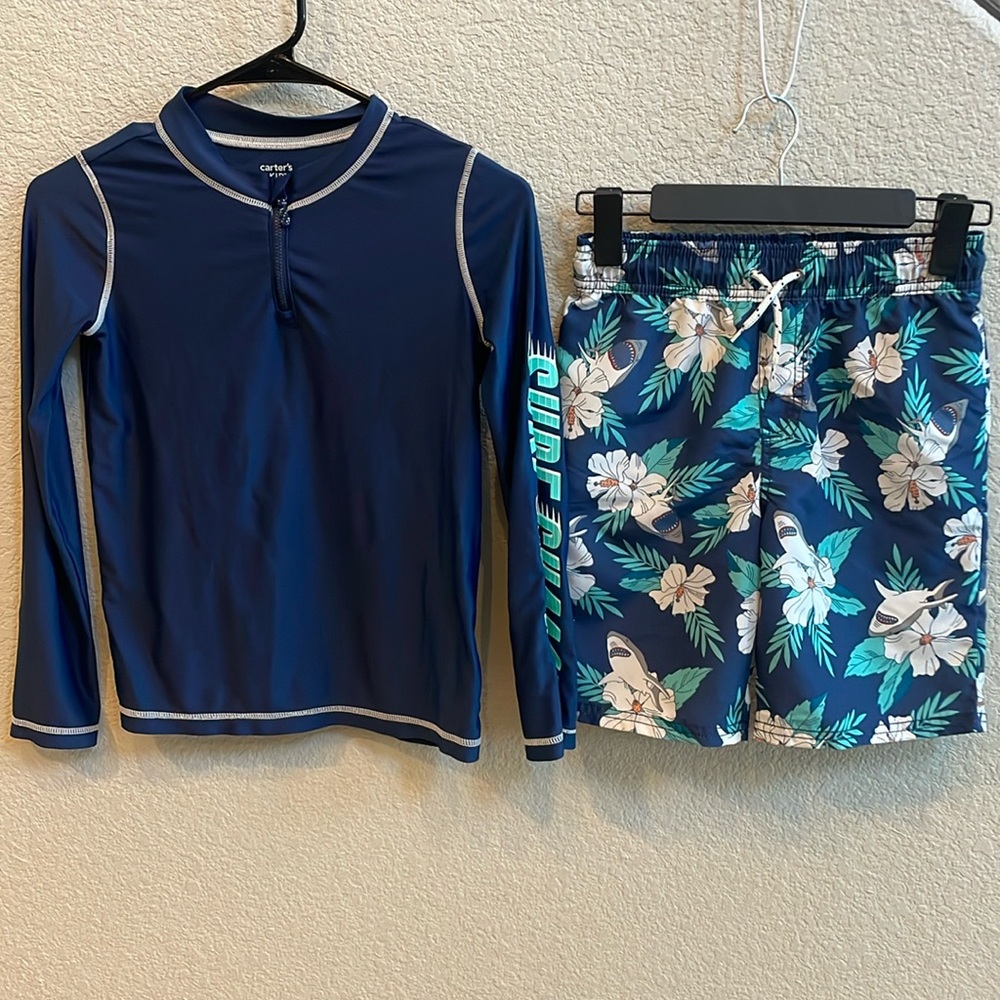 Carter’s boys swimsuit, size 8